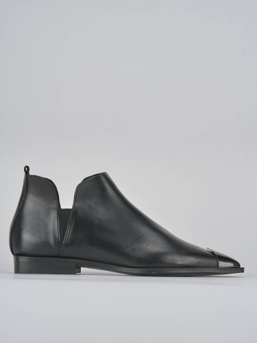 Botines de tacón bajo tacón 2 cm negro cuero