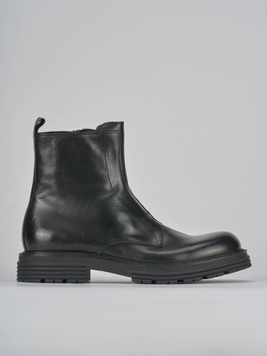Ankle boots black leather