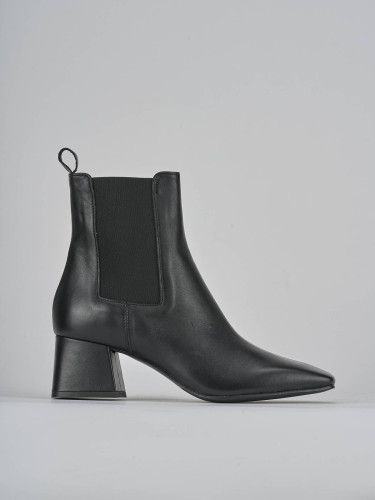 High heel ankle boots heel 6 cm black leather