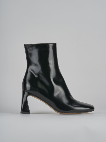 High heel ankle boots heel 7 cm black leather