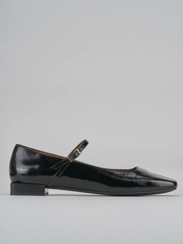 Flat shoes heel 1 cm black patent