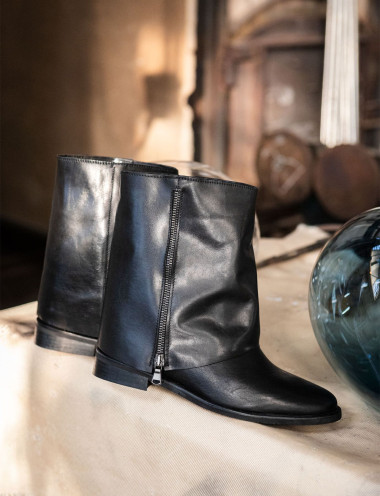 Low heel ankle boots heel 2 cm black leather