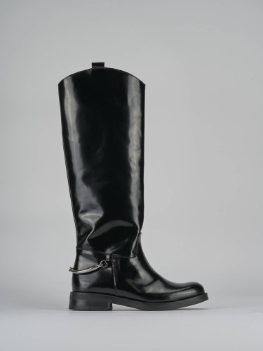 Low heel boots heel 2 cm black leather