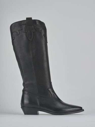 Low heel boots heel 3 cm black leather