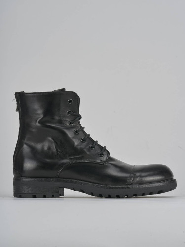 Botas militares negro cuero