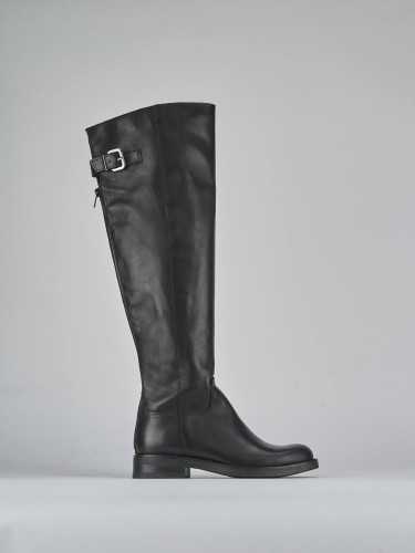 Botas de tacón bajo tacón 1 cm negro cuero