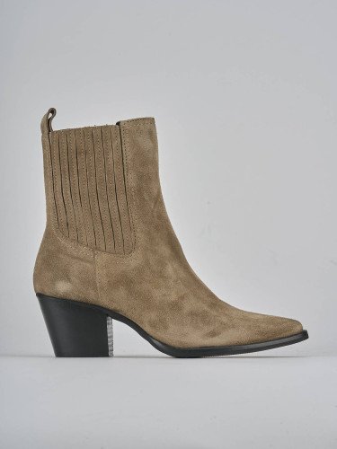 High heel ankle boots heel 7 cm brown suede