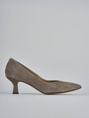Zapatos de salón tacón 5 cm beis ante