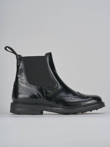 Low heel ankle boots heel 2 cm black leather