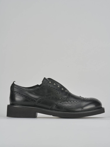 Zapatos de cordones tacón 2 cm negro cuero