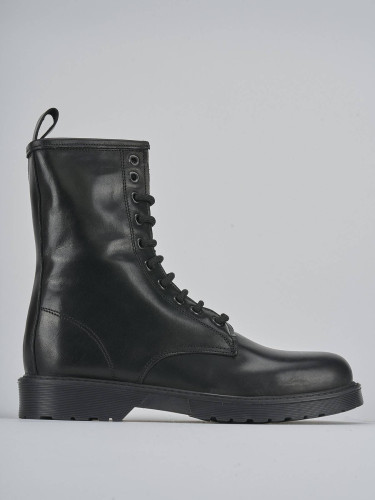 Botas militares tacón 2 cm negro cuero
