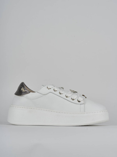 Sneakers white leather