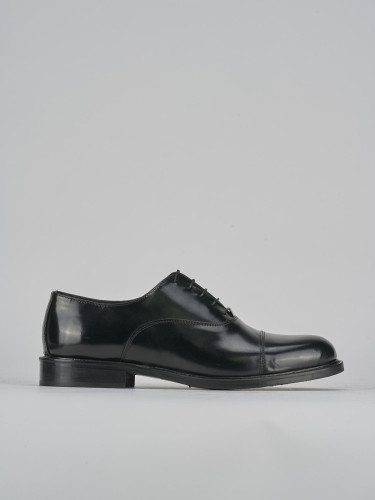 Zapatos de cordones negro cuero