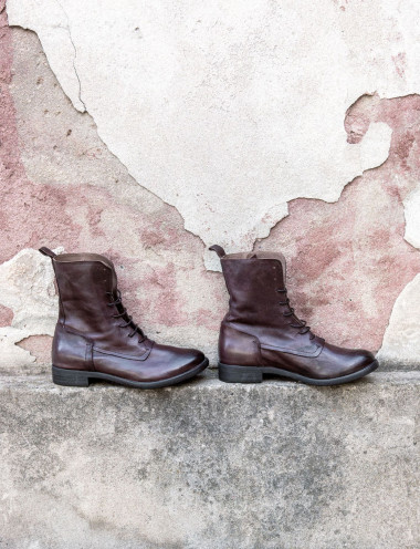 Botas militares tacón 1 cm marrón oscuro cuero