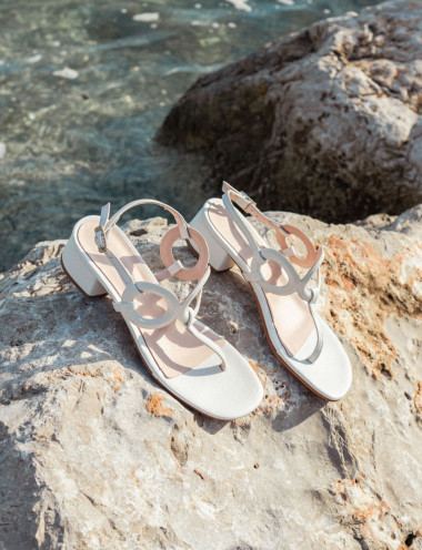 Sandalias de tacón bajo tacón 3 cm blanco cuero