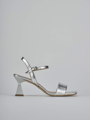 Sandalias de tacón alto tacón 7 cm plata cuero