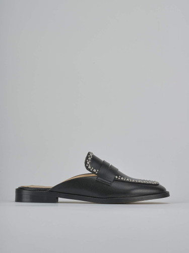 Zuecos con tacón tacón 2 cm negro cuero