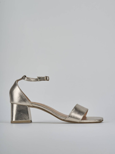 Sandalias de tacón alto tacón 5 cm oro cuero
