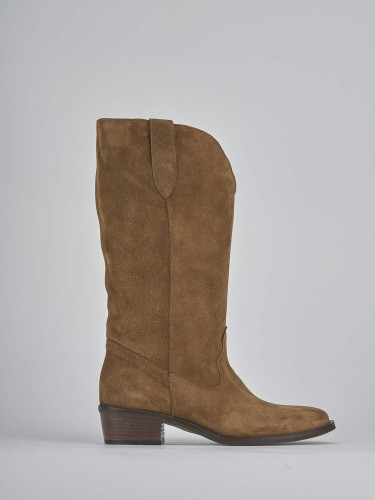 Botas de tacón bajo tacón 3 cm marrón ante