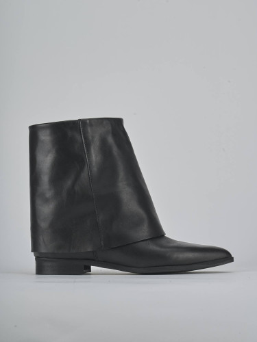 Botines de tacón bajo tacón 1 cm negro cuero
