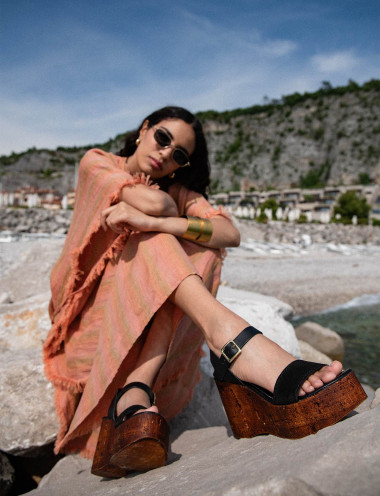Sandalias de cuña tacón 10 cm negro ante