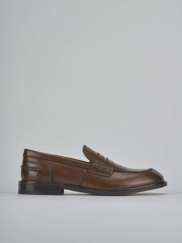 Loafers brown leather