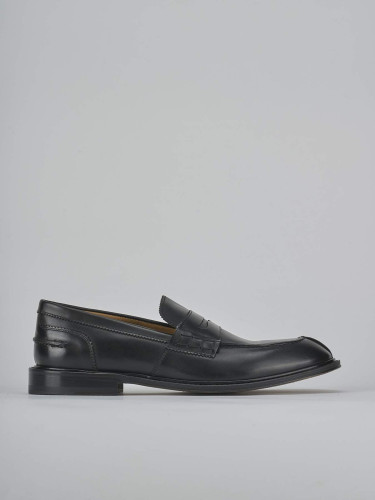 Mocasines tacón 1 cm negro cuero