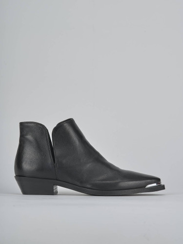 Botines de tacón bajo tacón 3 cm negro cuero
