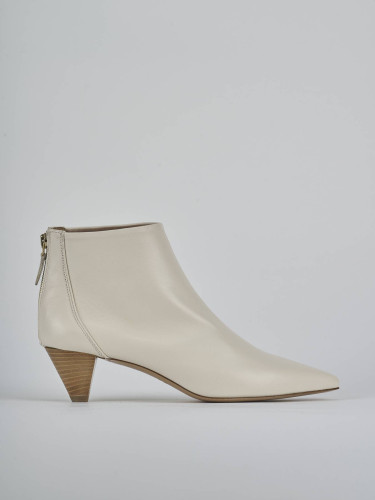 High heel ankle boots heel 5 cm beige leather