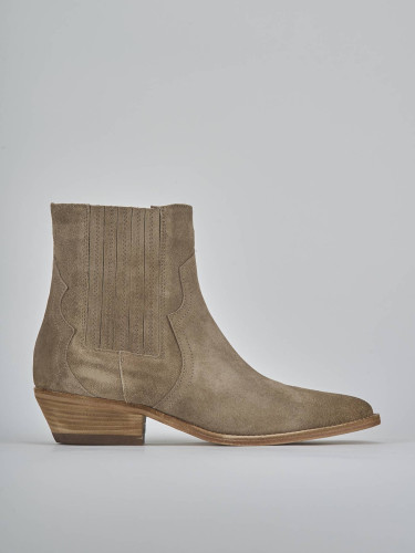 Botines de tacón bajo tacón 4 cm beis ante