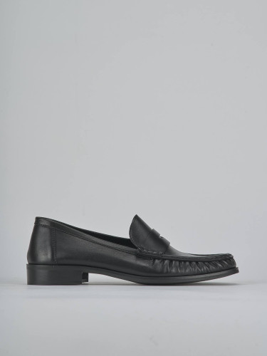 Mocasines tacón 1 cm negro cuero
