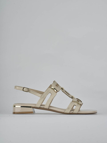 Low heel sandals heel 1 cm beige leather