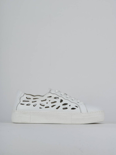 Sneakers white leather