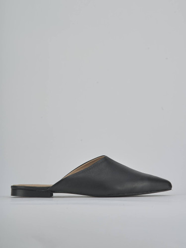 Zuecos con tacón tacón 1 cm negro cuero