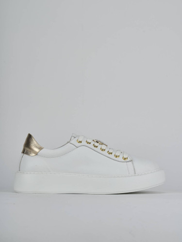 Sneakers white leather