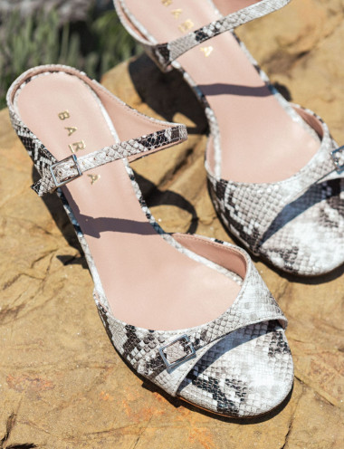 Slippers heel 5 cm beige python