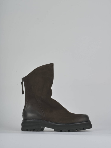 Botines de tacón bajo tacón 3 cm marrón oscuro nobuk