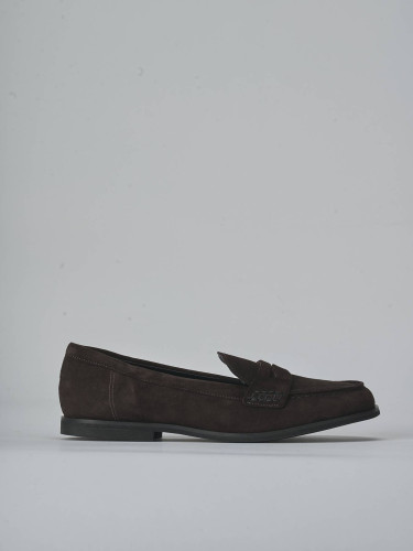 Mocasines tacón 1 cm marrón oscuro ante