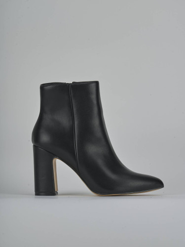 High heel ankle boots heel 9 cm black pelle sostenibile