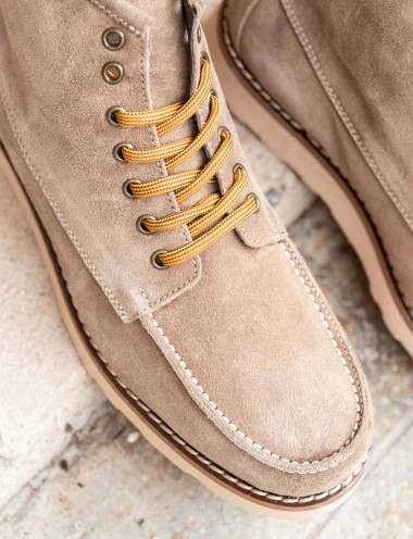 Botas militares beis ante