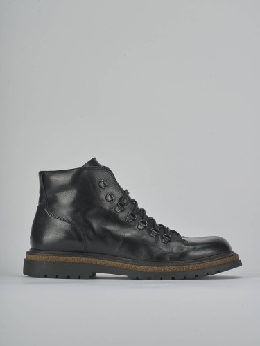 Combat boots black leather