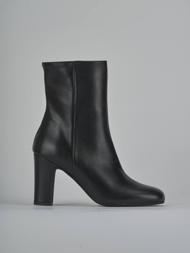 Stivaletti tacco 8cm pelle nero