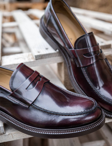 Mocasines burdeos cuero