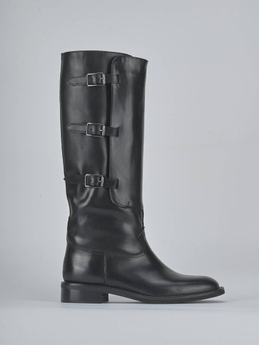 Stivali tacco 3cm pelle nero