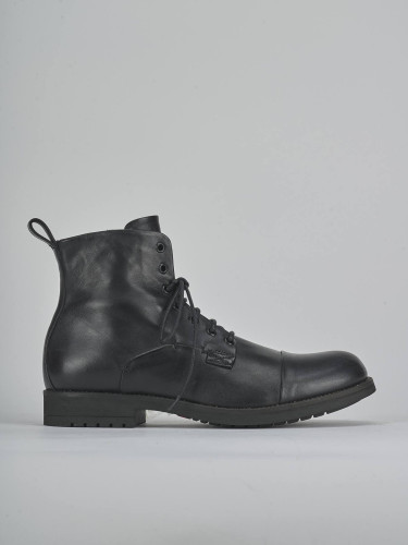 Botas militares negro cuero