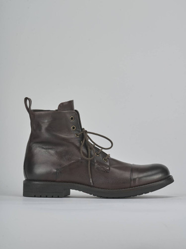 Botas militares marrón oscuro cuero