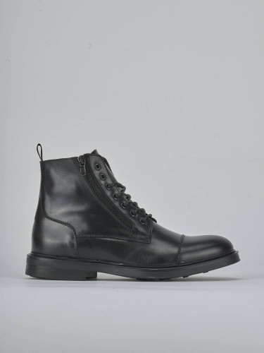 Botas militares negro cuero
