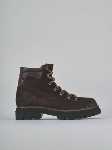Anfibi tacco 3cm camoscio testa