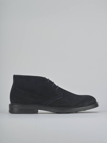 Botas militares azul ante