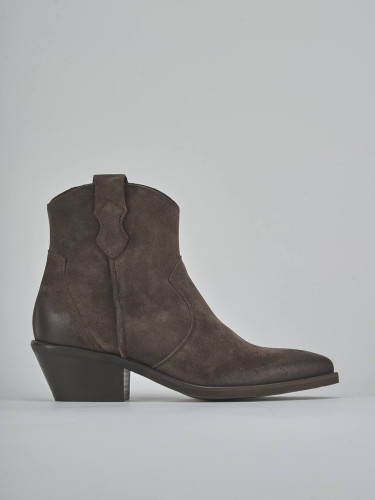Low heel ankle boots heel 4 cm dark brown suede